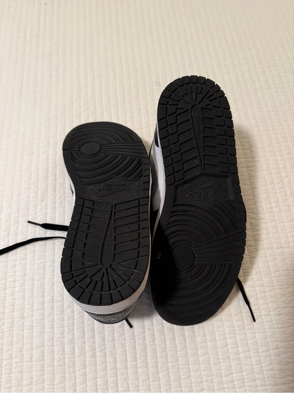 Air Jordan 1 Low-Top Sneakers — Black, White, Gray